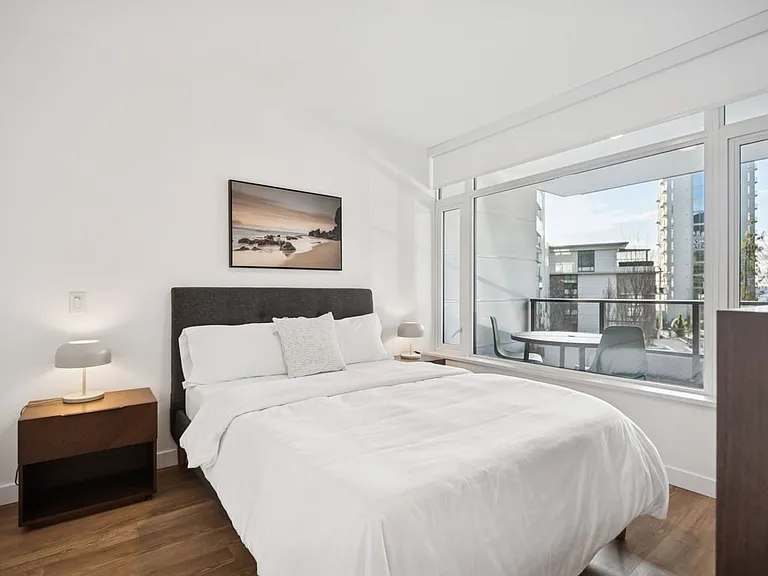2100 Bellevue Ave #B-101 — Photo 40