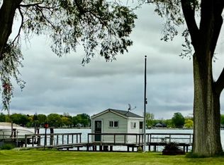 7529 River Rd, Marine City, MI 48039