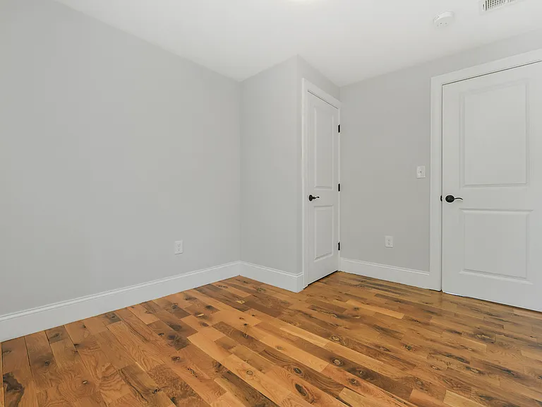 143 Everett St #3 — Photo 13