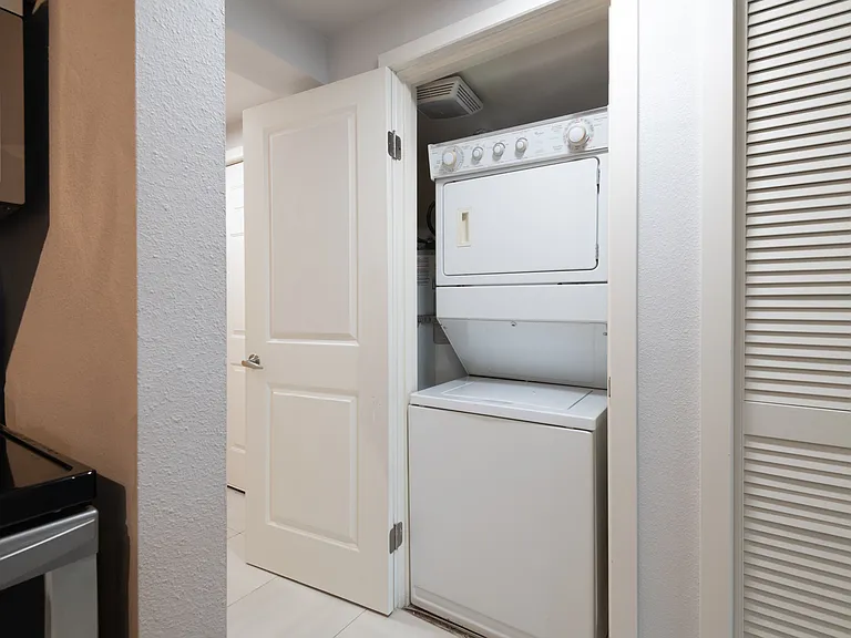 701 122nd Ave NE #408 — Photo 16