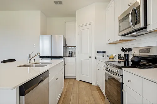 328 Ardsley Ln Photo 1
