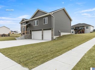 1510 Beartooth Dr, Lincoln, NE 68521