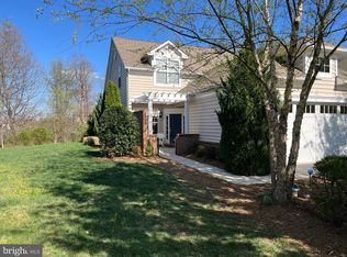 44422 Cruden Bay Dr, Ashburn, VA 20147