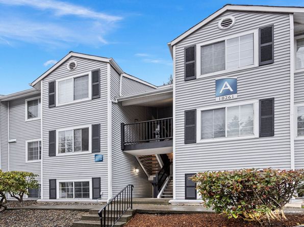 Heron View Apartment Homes | 18249 73rd Ave NE, Kenmore, WA