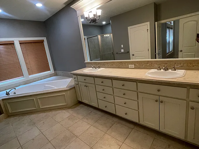 10964 NW Malia Ln — Photo 32