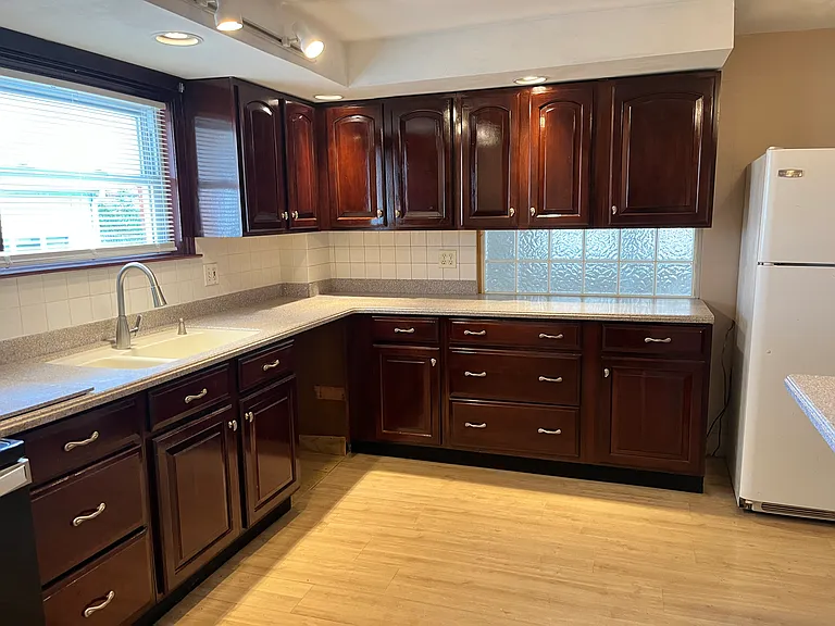 65 Eutaw Ave #1 — Photo 2