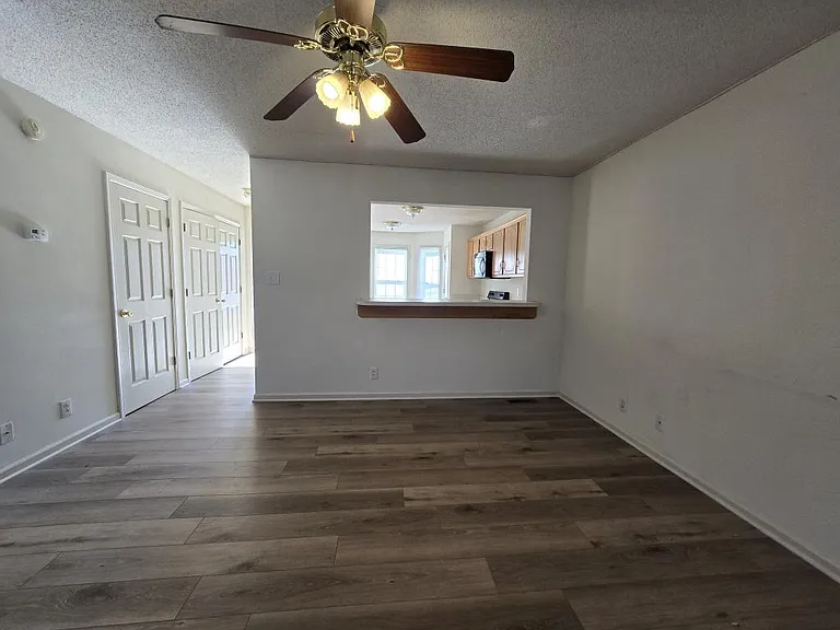 241 Tree Line Dr — Photo 7