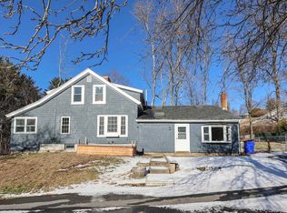 100 Pattee Hill Rd, Goffstown, NH 03045
