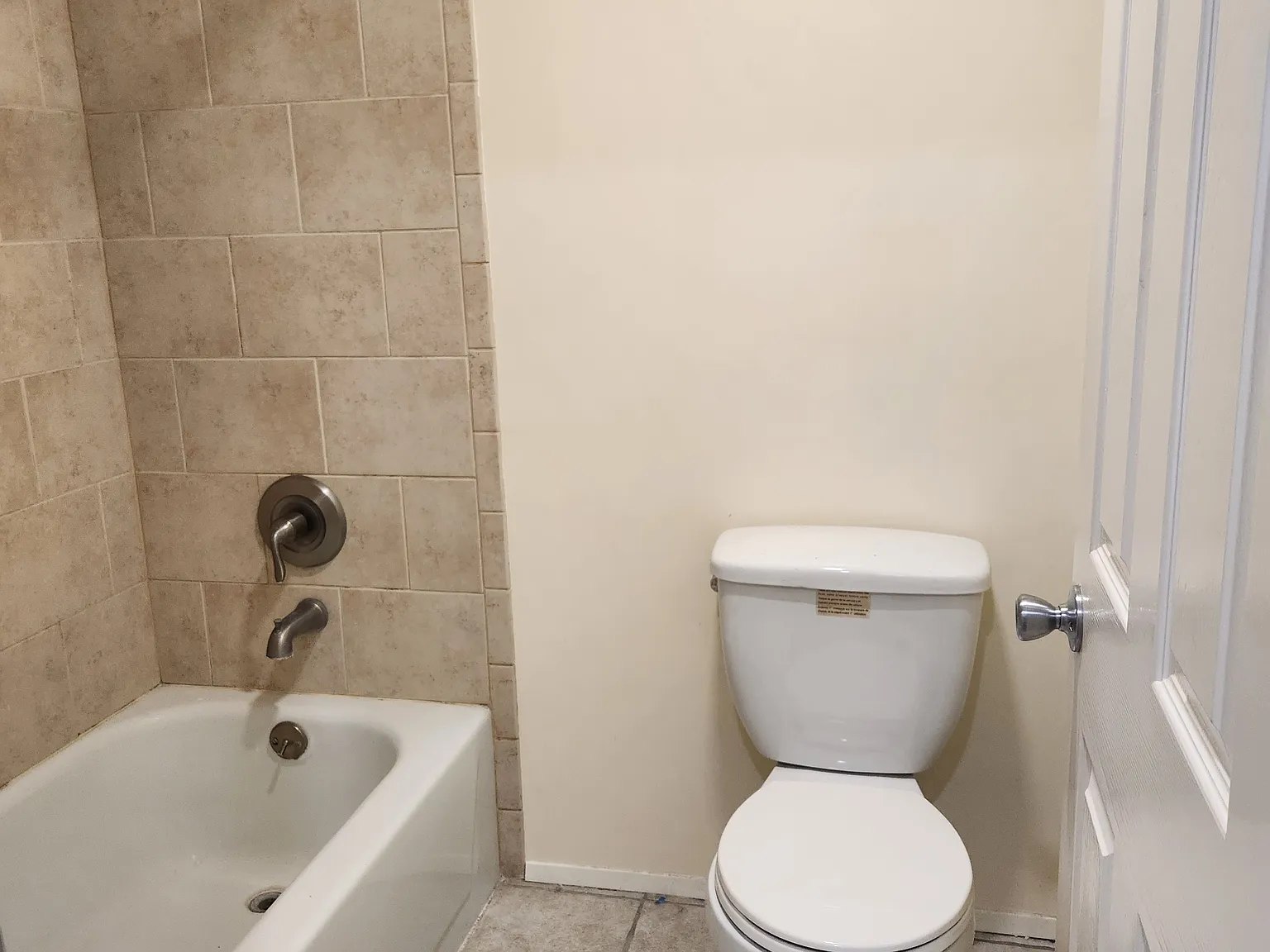 3 bed, 1762 sqft, $3,200 — Photo 4
