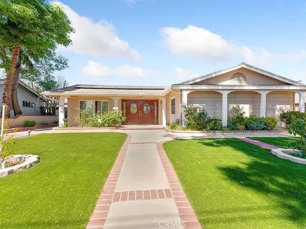 23021 Saticoy St, West Hills, CA 91304