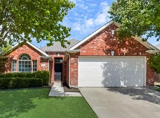 2605 Cowboy Trl, Little Elm, TX 75068