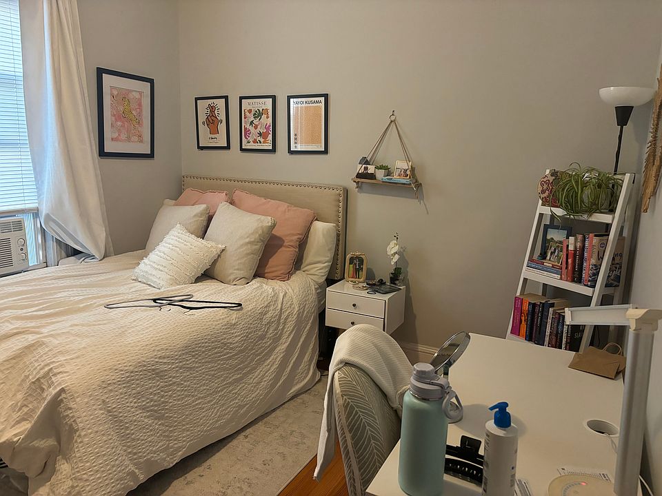 1st image of 699 E 7th St APT 3