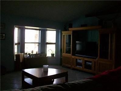 2nd image of 1034 SW Facet Ave