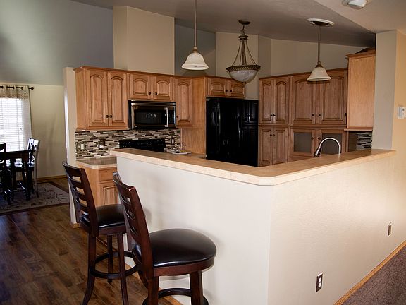 2nd image of 2511 Blackthorn Dr