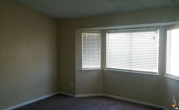 5th image of 242 Westwind Dr