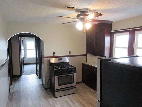 2nd image of 33 Bellwood Ave Floor 2