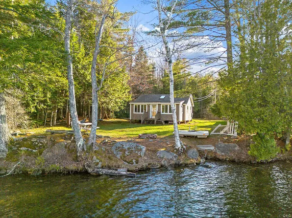 38 Jacoby Lane, Searsport, ME 04974