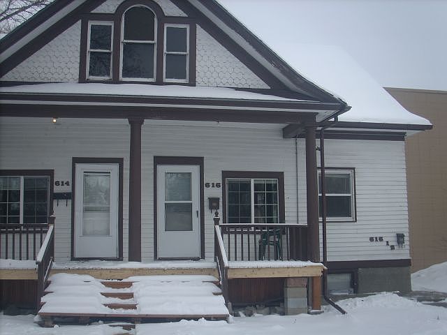 1st image of 616 N 30th St