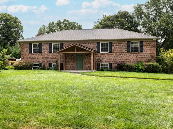 11744 N Williamsburg Dr, Knoxville, TN 37934