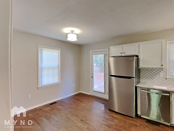5th image of 77 Wendy Way