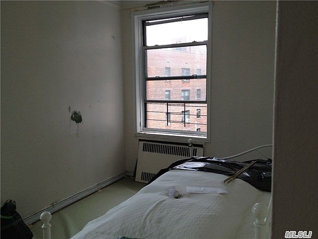 2nd image of 4410 Ketcham St APT 5H
