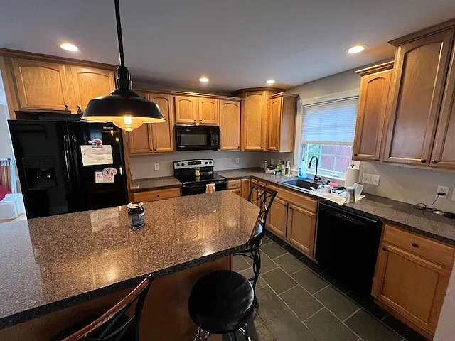2477 Walnut St — Photo 5