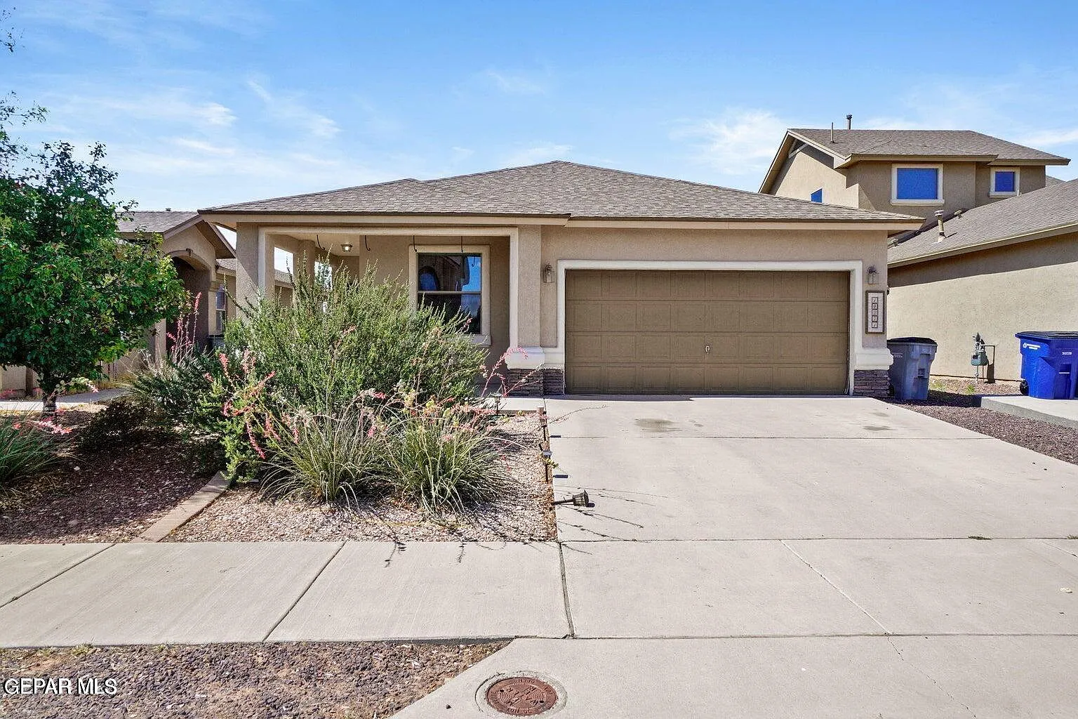 3 bed, 2.0 bath, 1392 sqft, $1,545 — Photo 1
