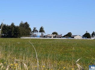 839 Finn Hall Rd, Port Angeles, WA 98362