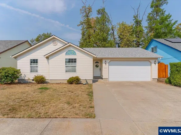 1859 Plateau St NE, Salem, OR 97305