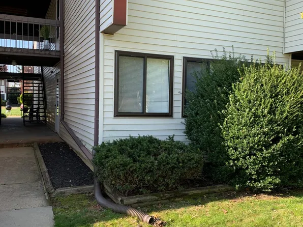 F19 Avon Dr, East Windsor, NJ 08520
