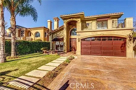 5 bed, 3369 sqft, $11,950 — Photo 1