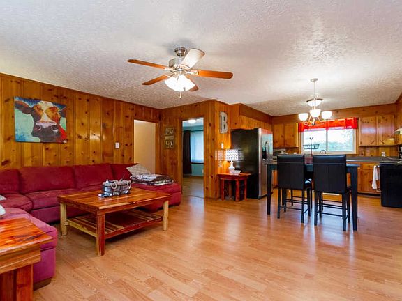 5th image of 1014 Hazel Dr