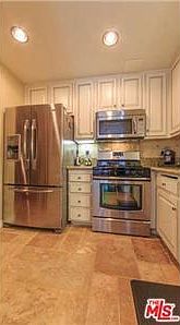4th image of 27116 Hidaway Ave Unit 3