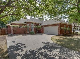 43 Cimarron Dr, Roanoke, TX 76262