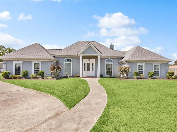 2016 Etienne Dr, Meraux, LA 70075