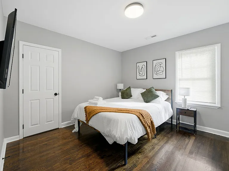 1114 Oakland Dr SW #A — Photo 12
