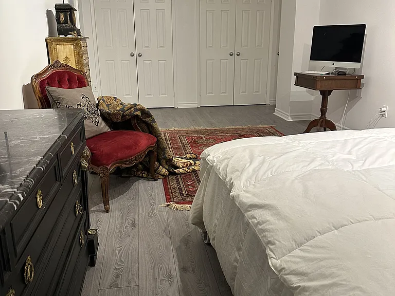 360 Bloor St E #411 — Photo 16