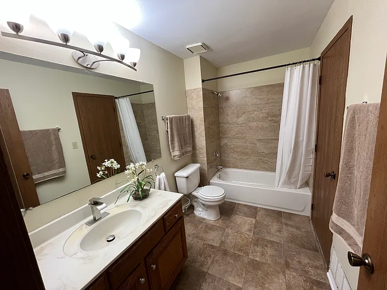 118 S Prospect Ave — Photo 9