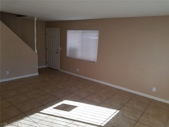 3rd image of 5138 Greene Ln APT A