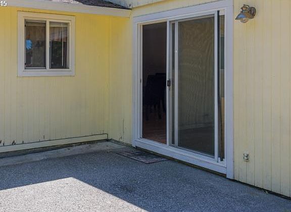 4th image of 1117 SE 145th Ct