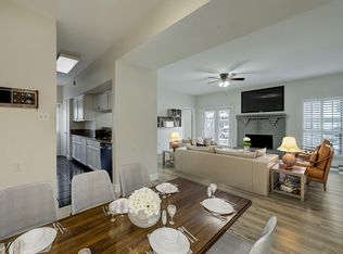 2425 Augusta Dr APT 21, Houston, TX 77057