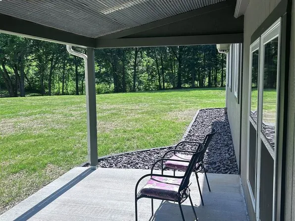 137 McCormick Rd, Steelville, MO 65565