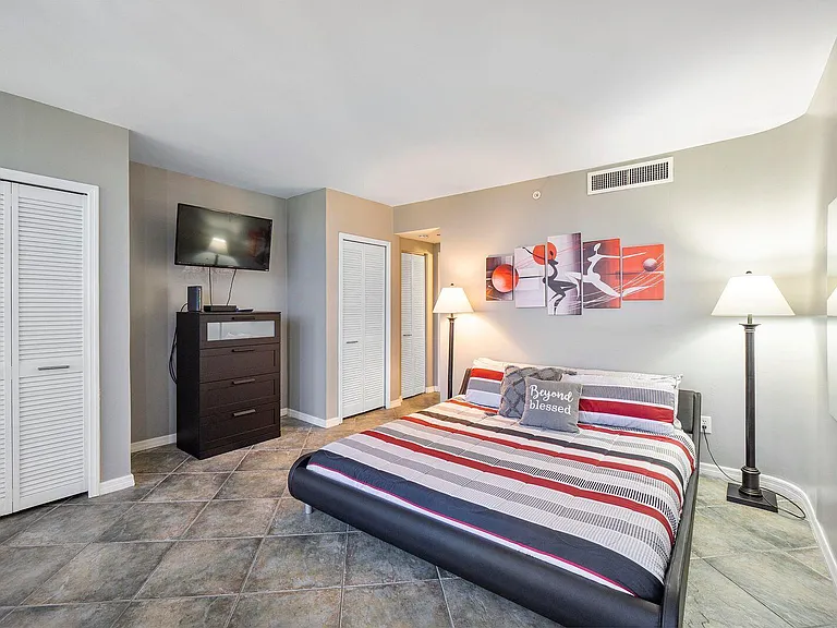 1720 Harrison St #12A — Photo 11