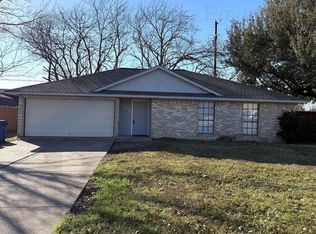 103 Mesa Wood Cir, Glenn Heights, TX 75154