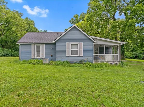 815 N Ridge Ave, Liberty, MO 64068
