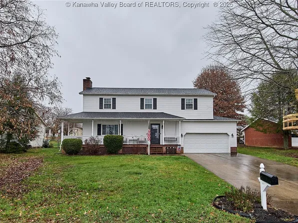 995 Hickory Mills Rd, Hurricane, WV 25526