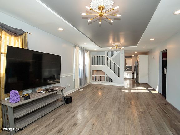 5th image of 3408 Cane Run Rd