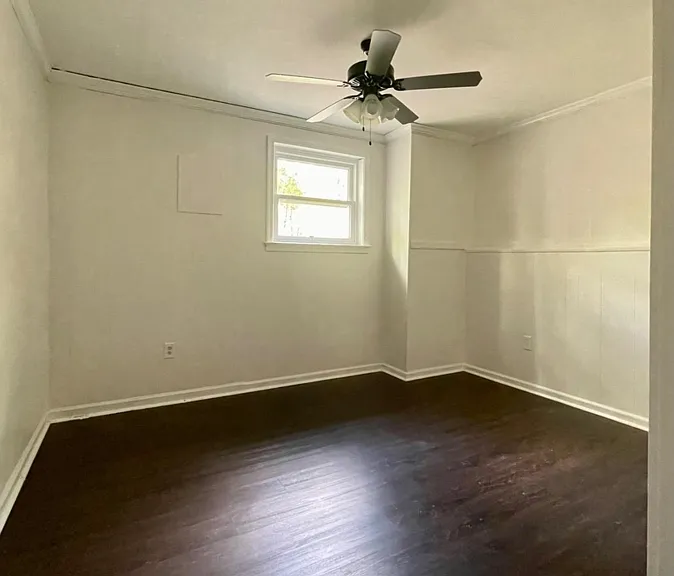 9505 Eastern View Trl — Photo 16