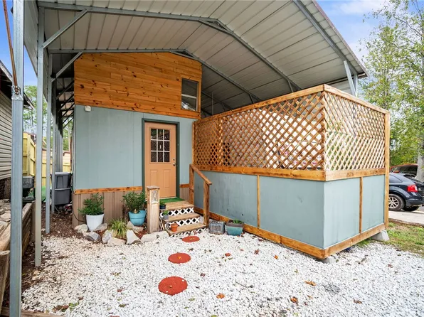 1204 Hanover Dr, Westminster, SC 29693