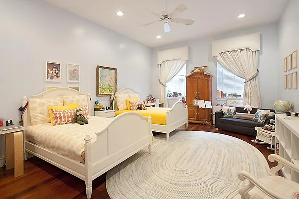 Sold by Corcoran | media 22